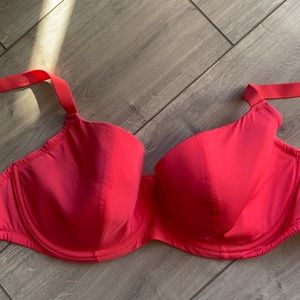 Coral coloured Change bra